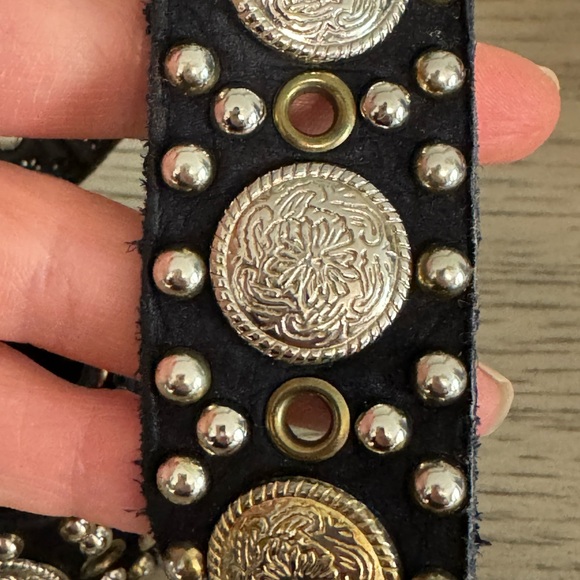 Vintage Sand Castle Belt - Picture 12 of 13